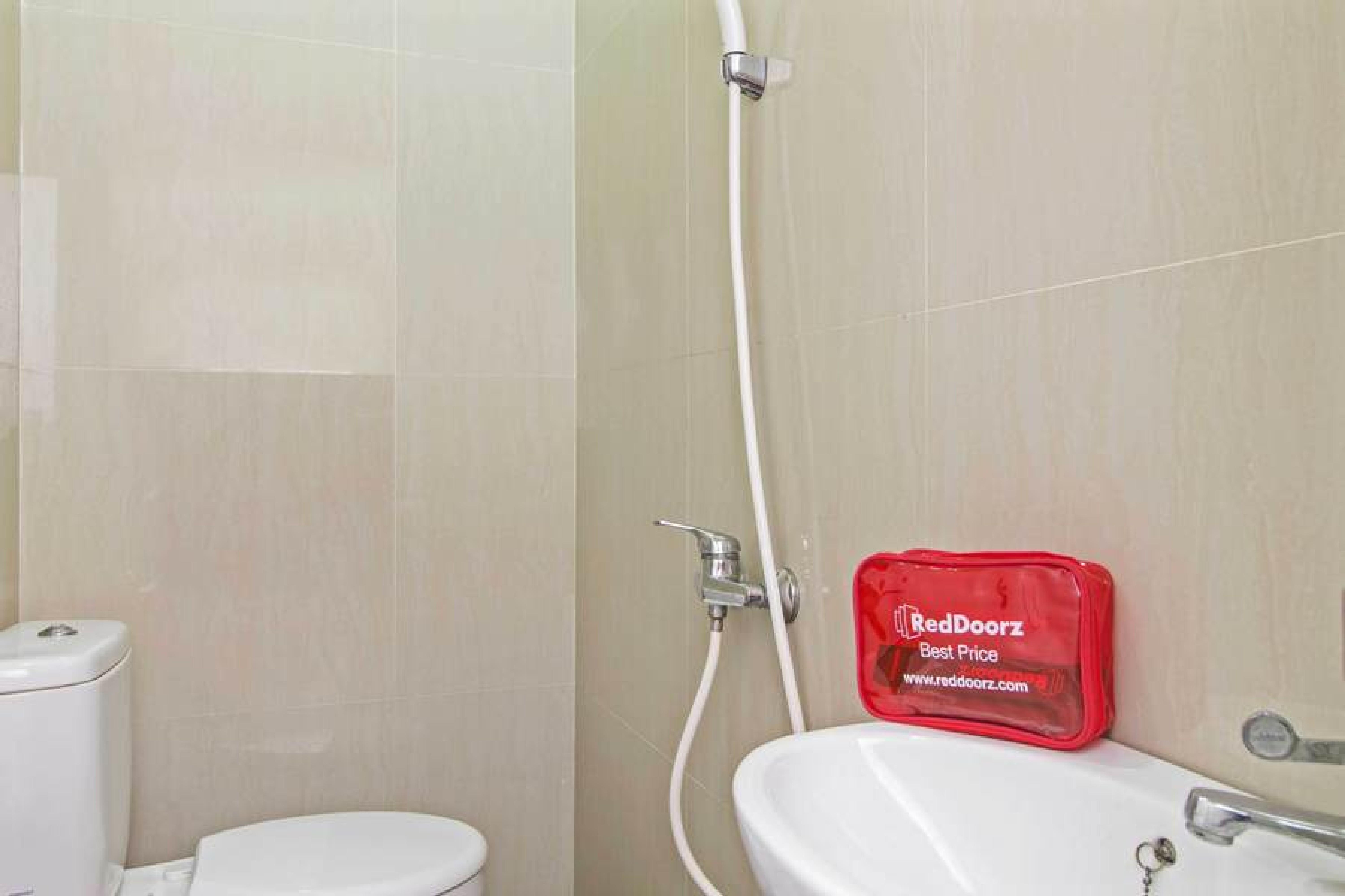Reddoorz @ Mangga Besar 2 Hotel Jakarta Exterior photo